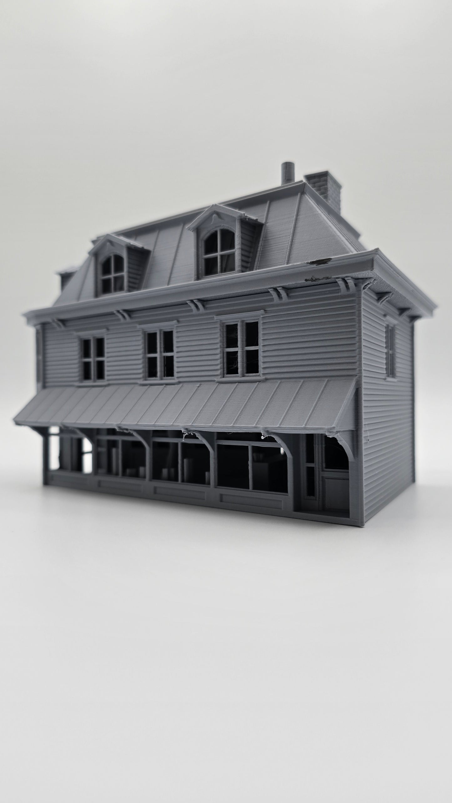 Ho Scale Flatiron House