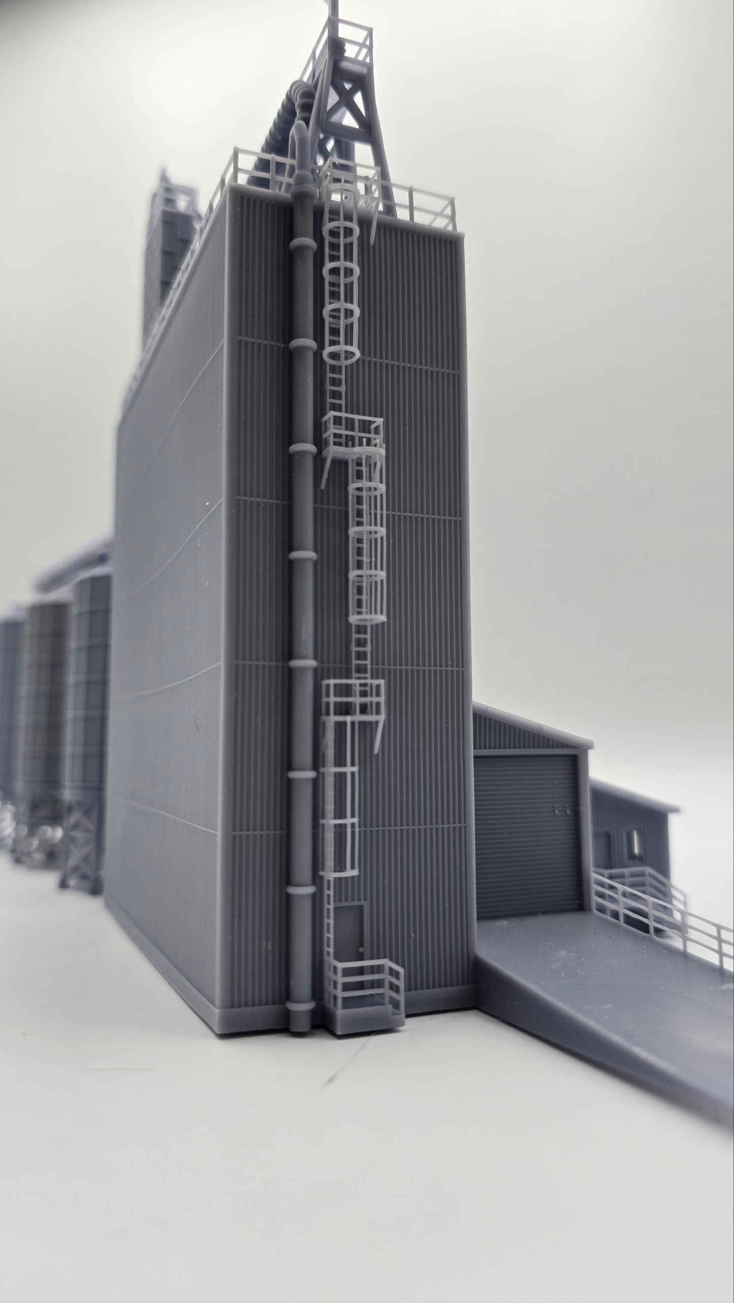 N Scale Grain Elevator