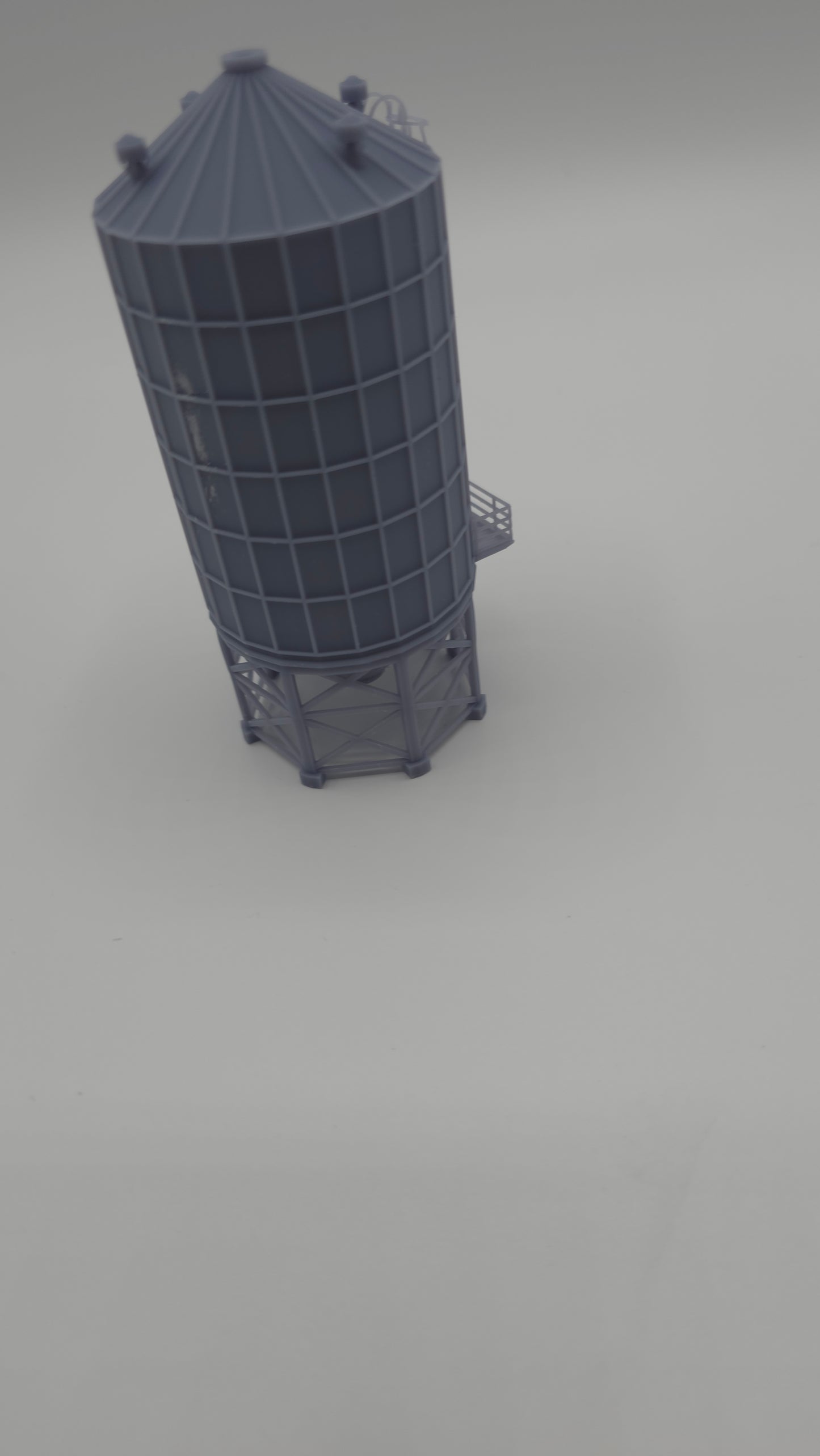 N Scale Industrial Silo-Storage