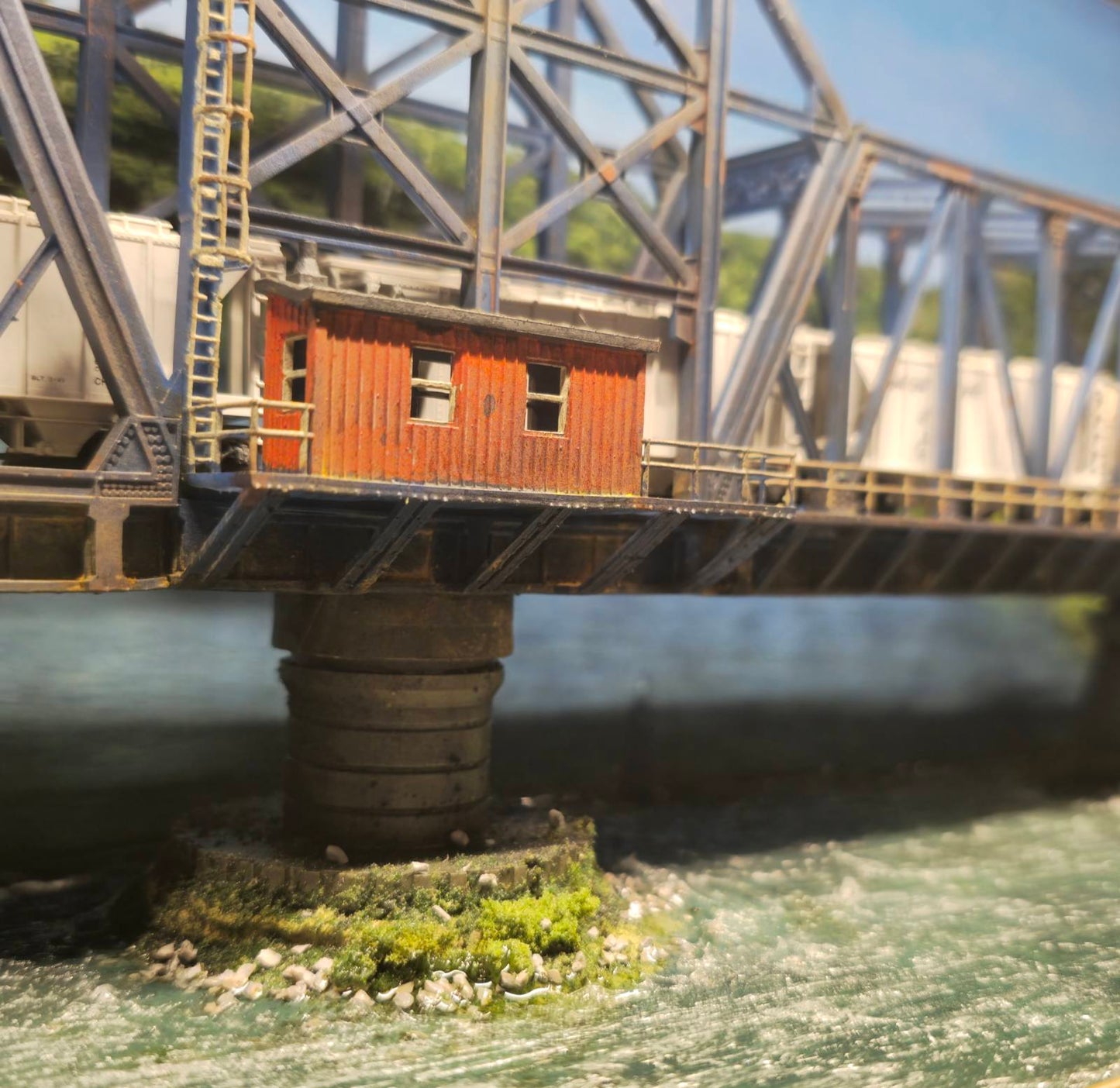 N Scale Swing Bridge 1:160 – Highly Detailed Resin Model Kit