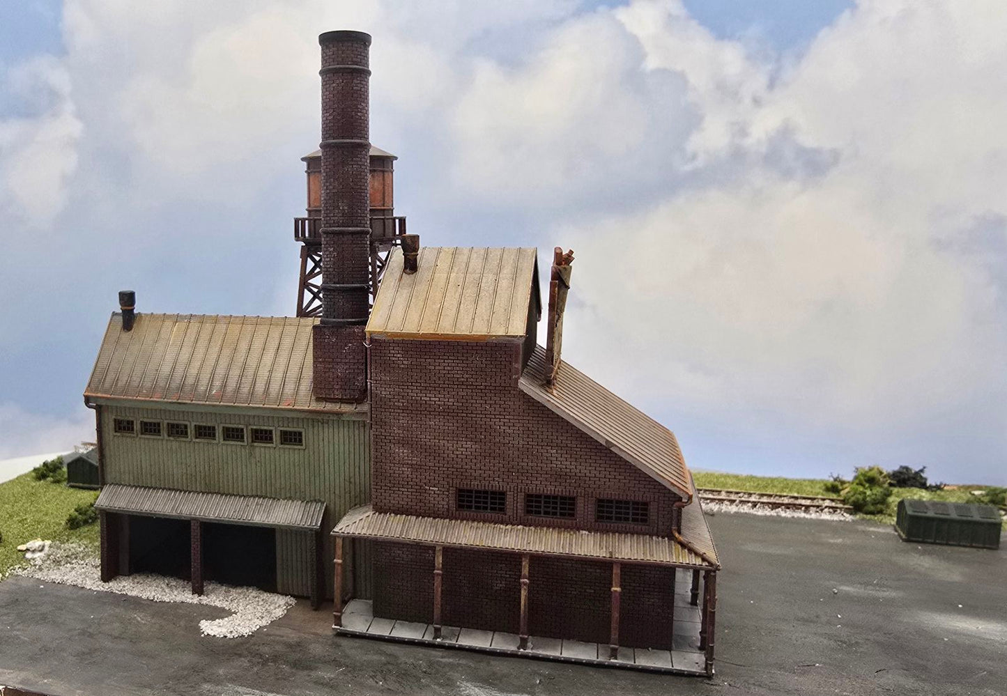 N Scale – The Rust Bucket High Detail Industrial 1:160 Building