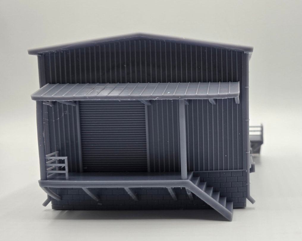 HO Scale Industrial Freight Warehouse – Loading Dock Building