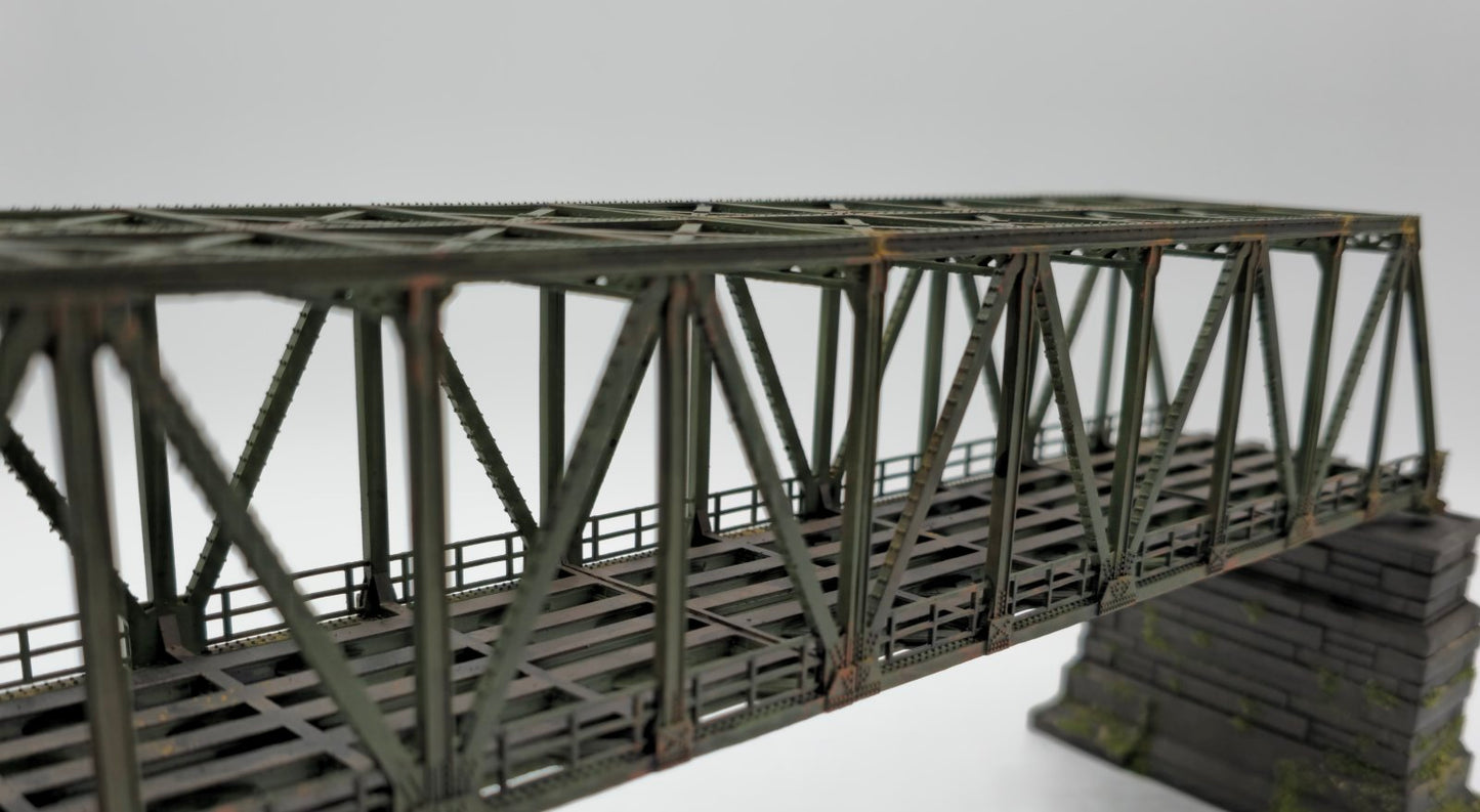 N Scale Classic Truss Bridge – Double Track – High Detail