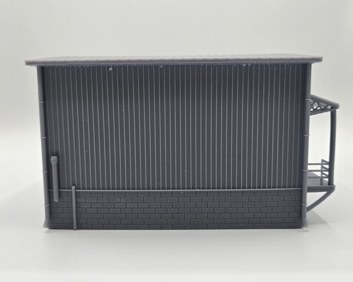 HO Scale Industrial Freight Warehouse – Loading Dock Building