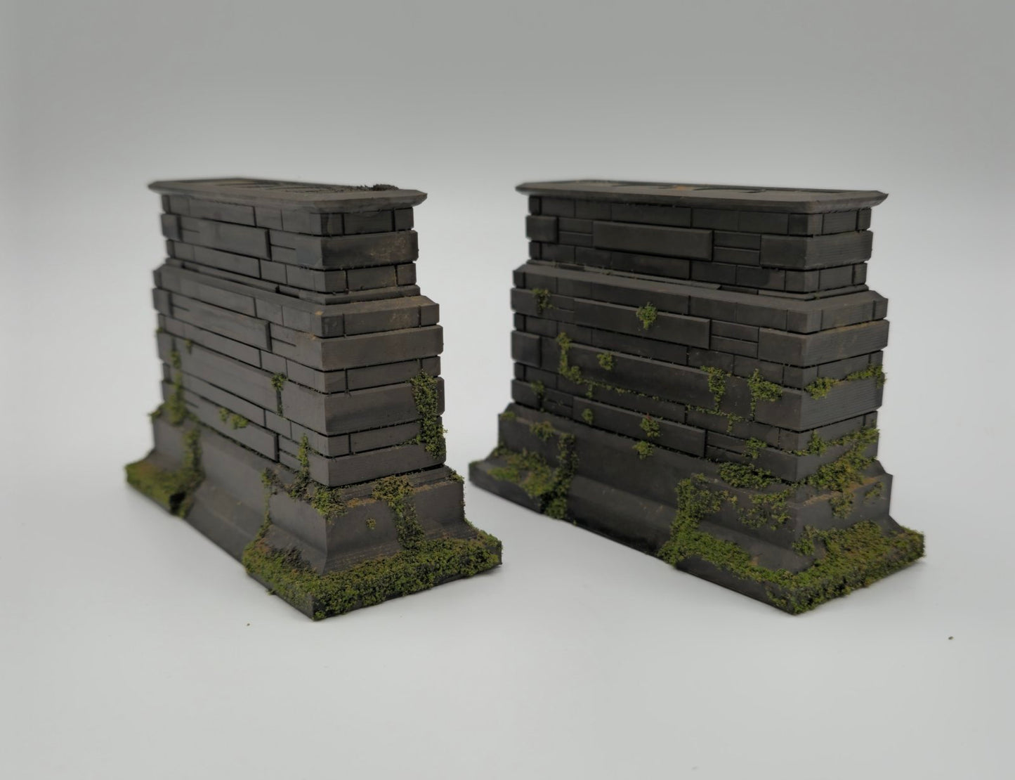 N Scale Bridge Piers – 2 Pack – Adjustable Height