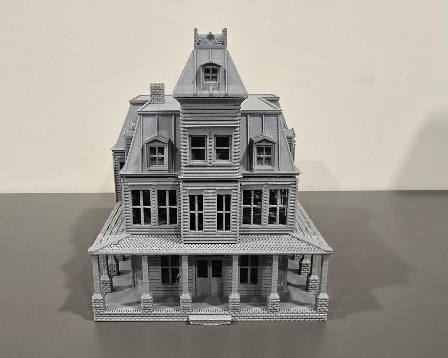 HO Scale Victorian Mansion 1:87