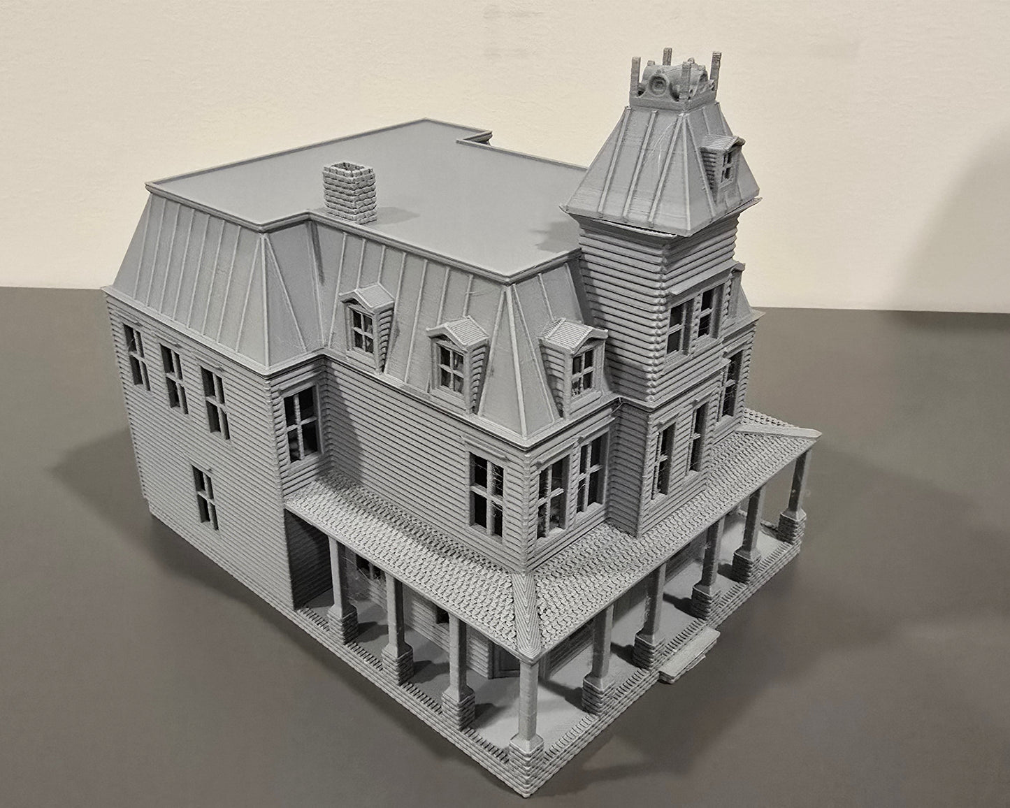 HO Scale Victorian Mansion 1:87