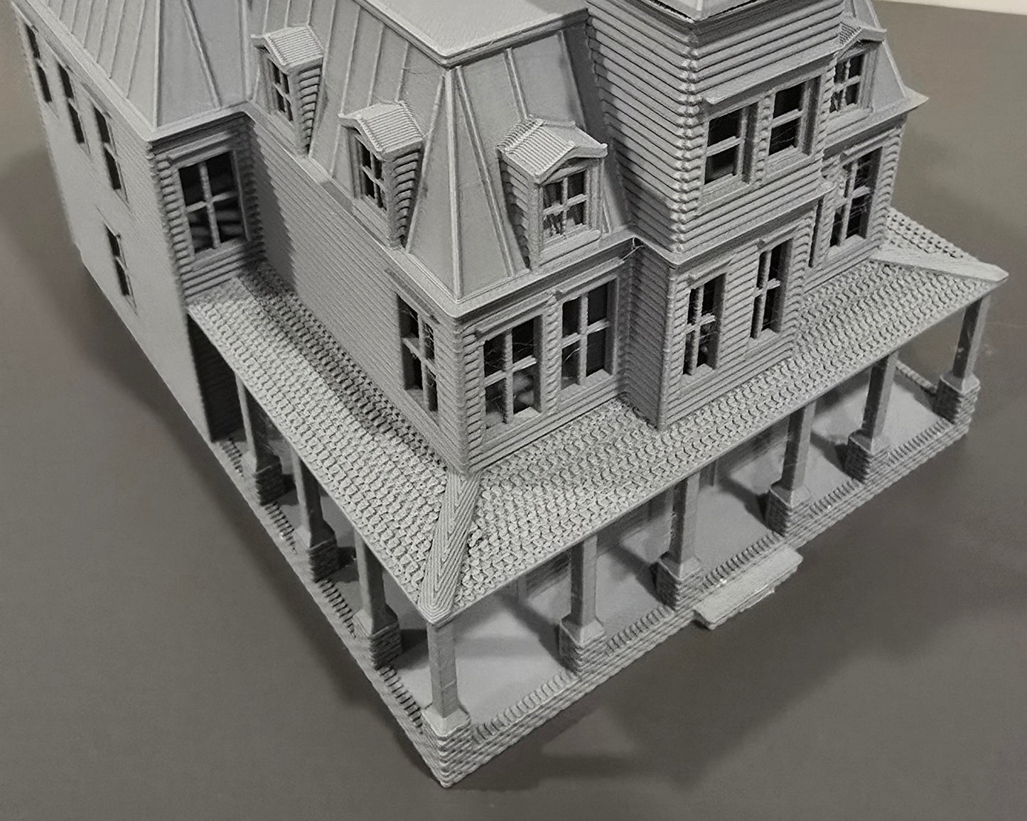 HO Scale Victorian Mansion 1:87