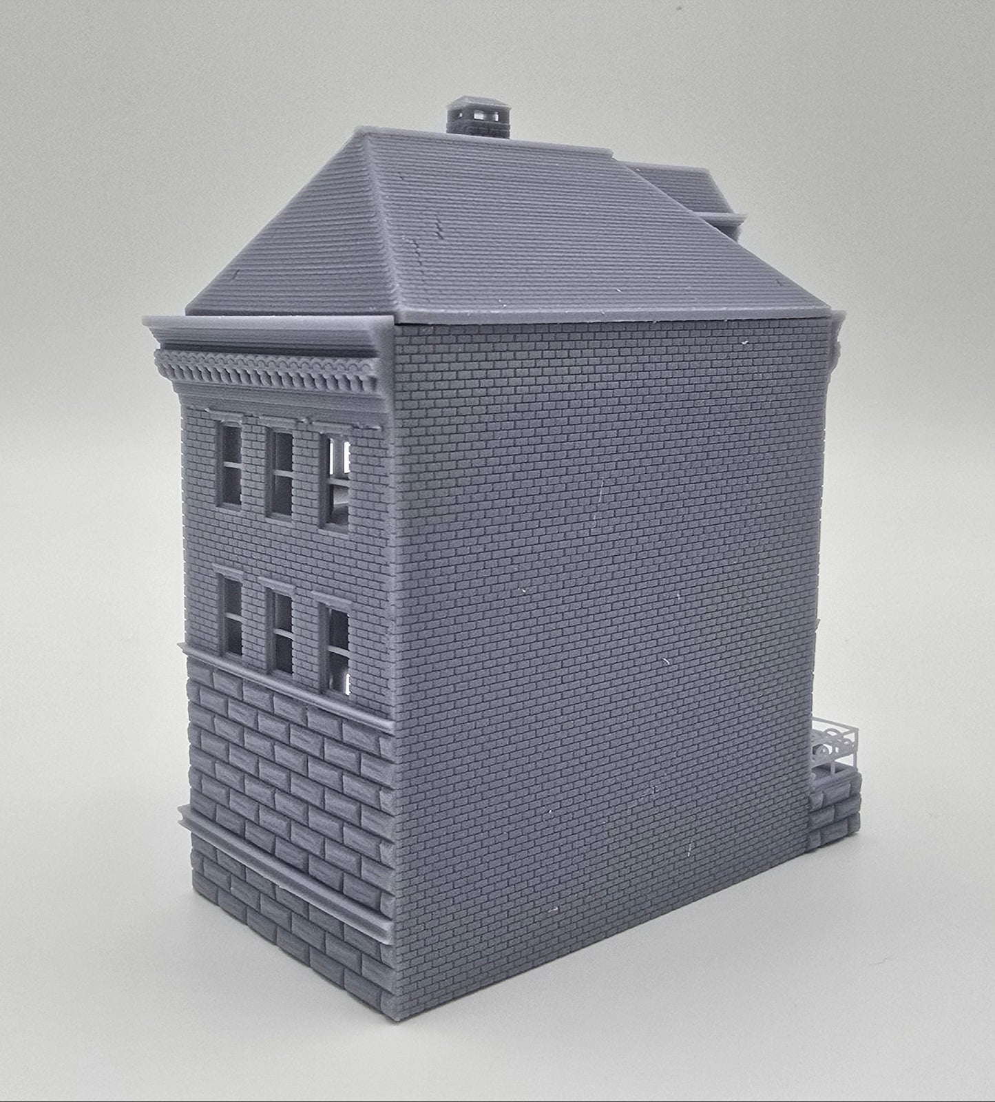 N Scale Building Victorian House