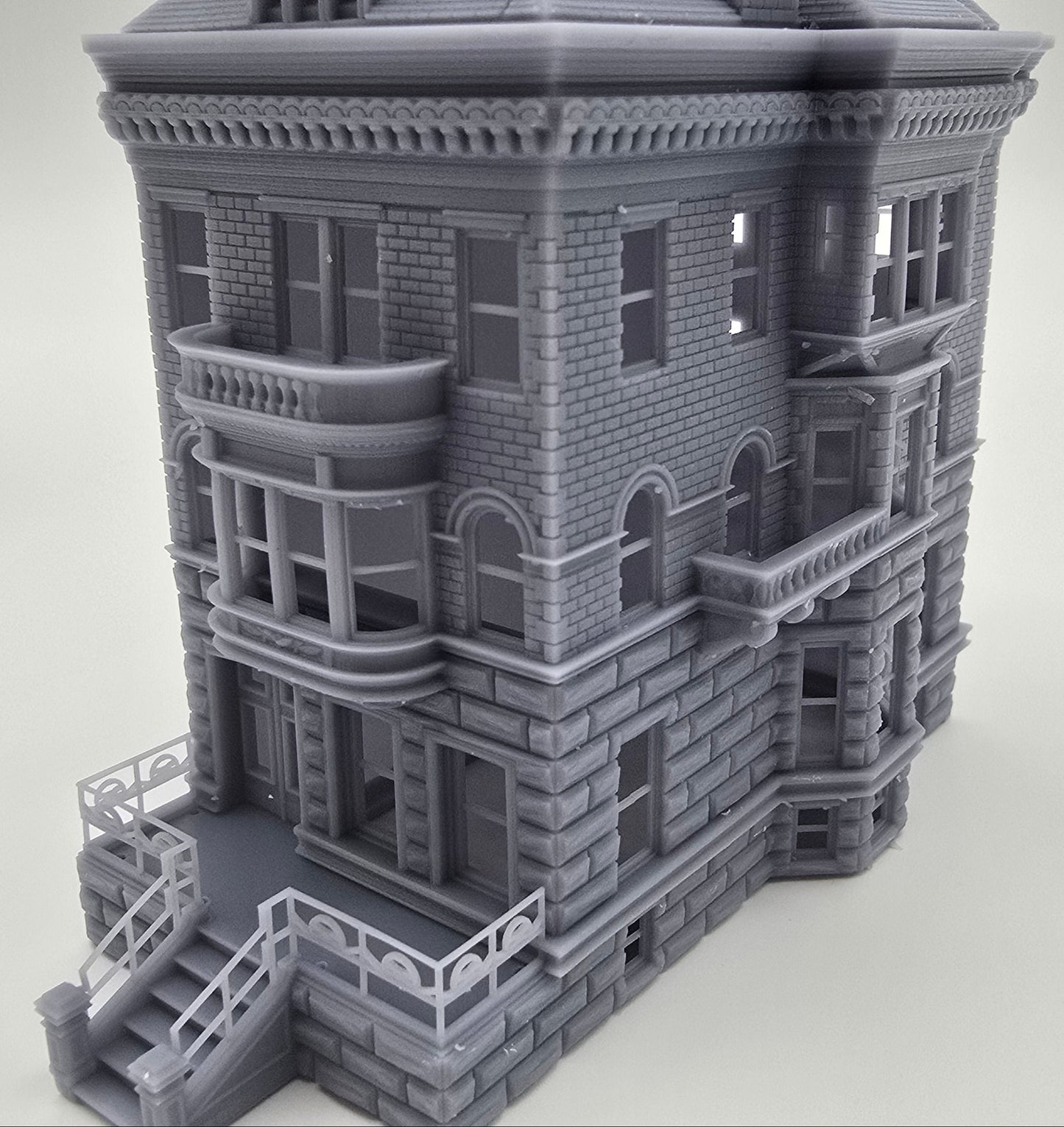 N Scale Building Victorian House