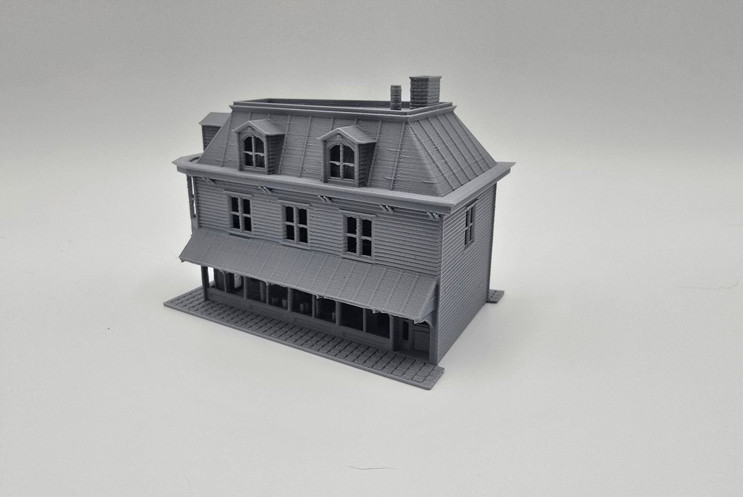 N Scale Flatiron House