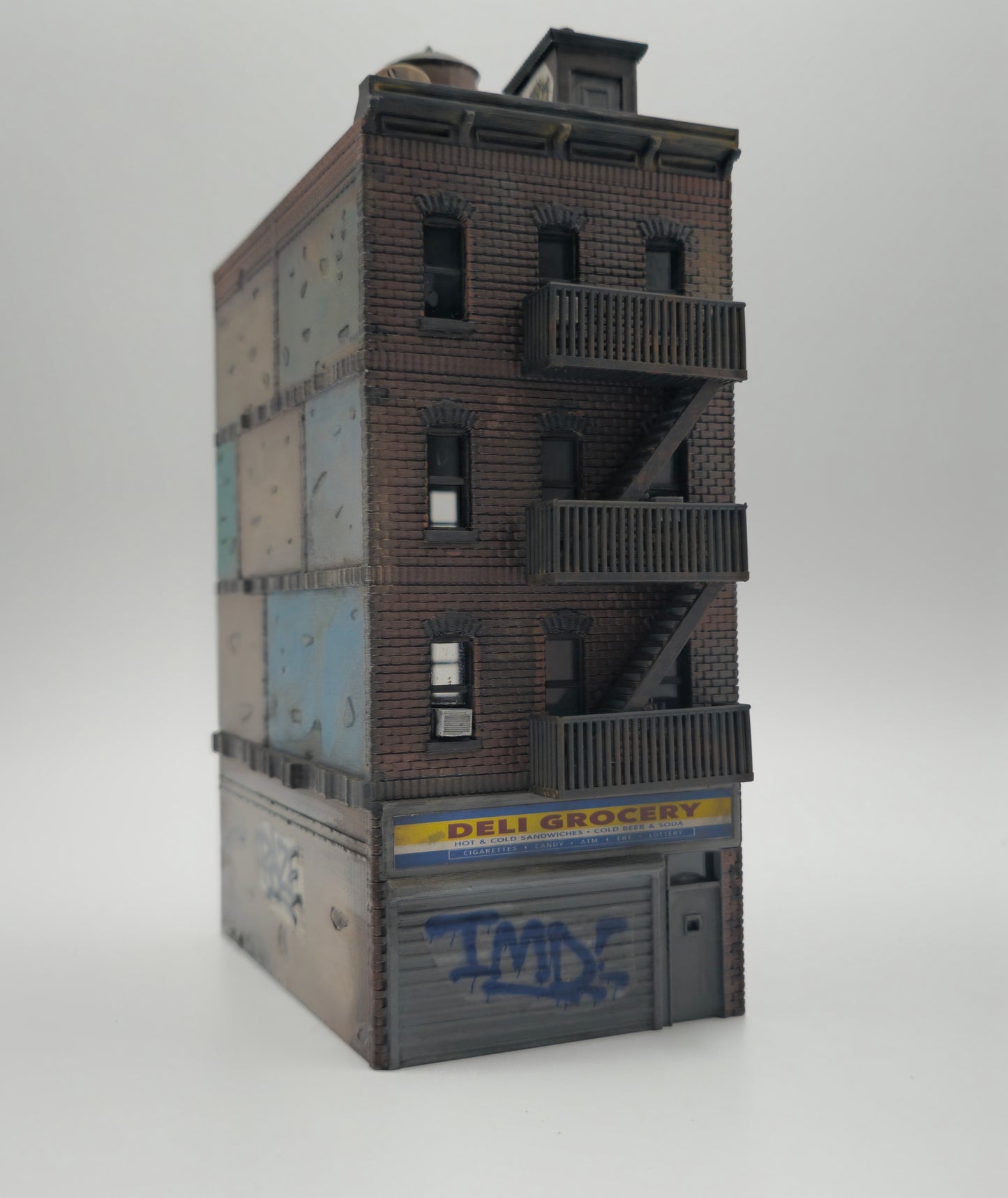 HO Scale Lone Survivor Urban Building - Deli Grocery