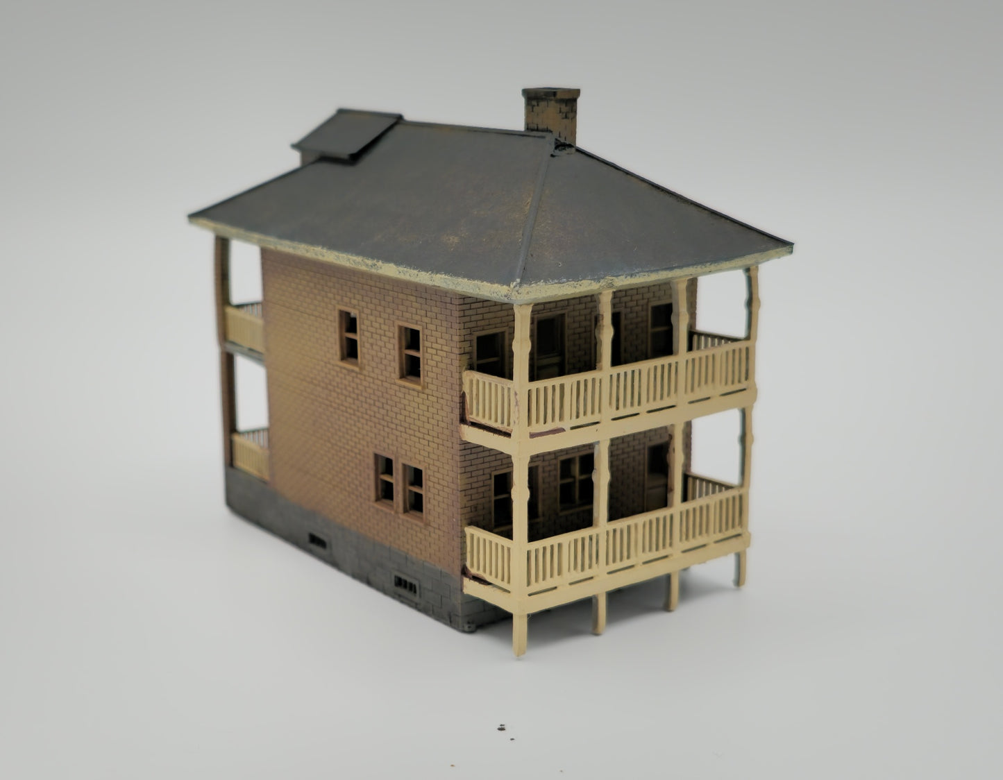 N Scale Oak Street Two-Family House – Highly Detailed Railroad Town Building