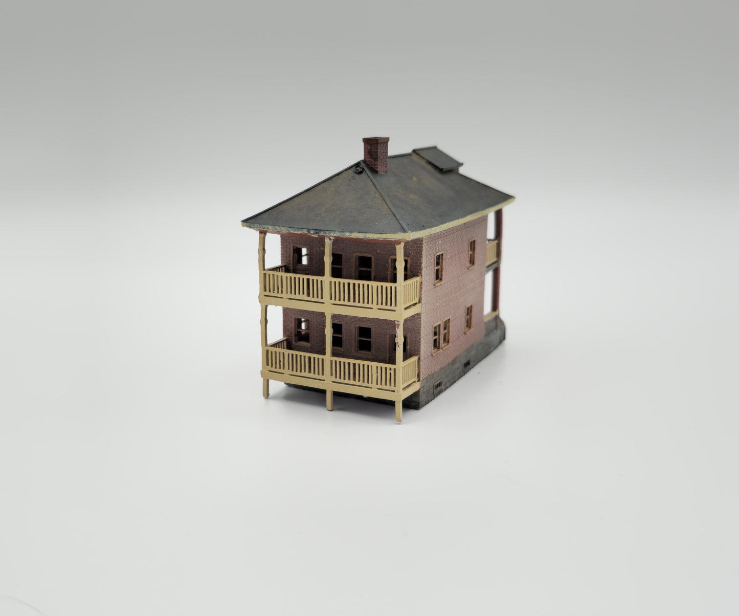 N Scale Cedar Street Two-Family House – Highly Detailed Railroad Town Building