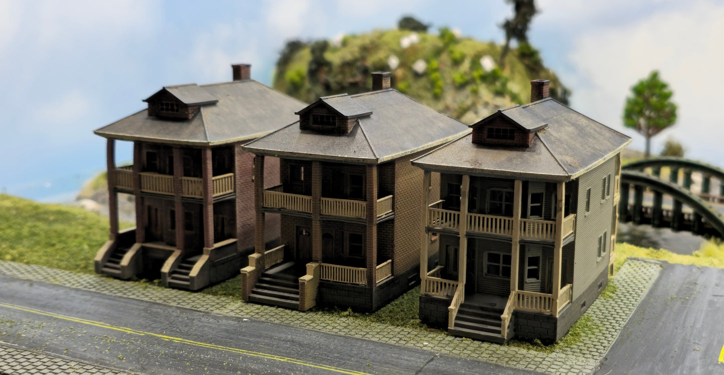 N Scale Buildings – Residential Houses Set of 3 – Maple Cedar Oak