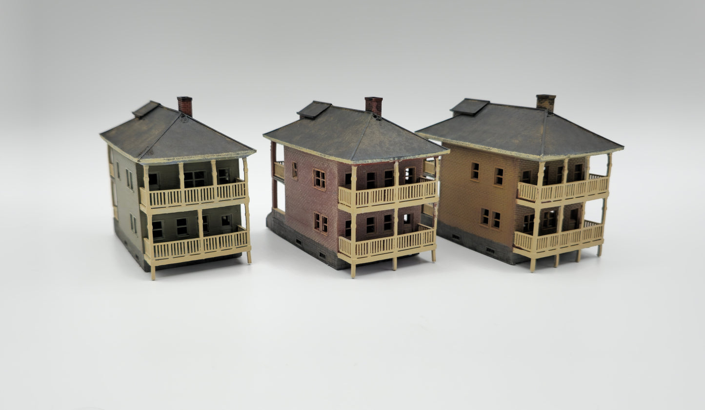 N Scale Buildings – Residential Houses Set of 3 – Maple Cedar Oak